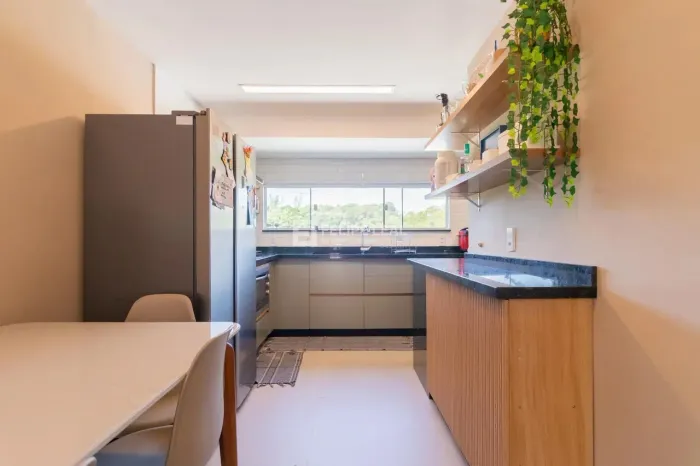 Casa em Condominio em Forquilhinhas - São José, SC