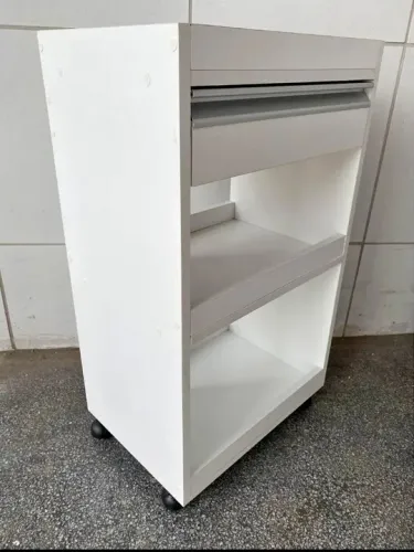 Carrinho Auxiliar com gaveta