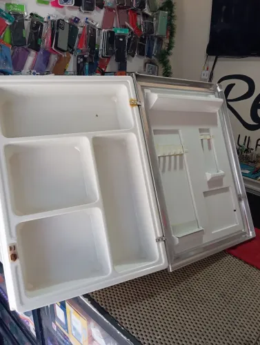 Vendo Armário pra banheiro 0,49 comprimento 0,35 largura