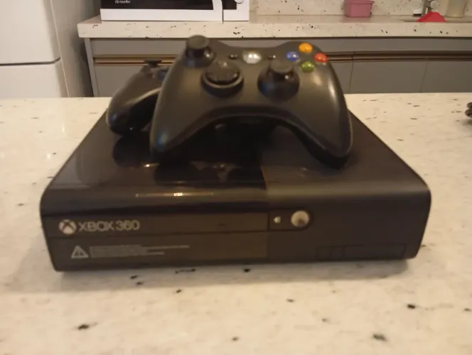 Xbox 360 completo e desbloqueado