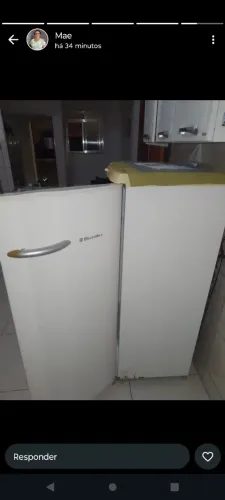 Geladeira 240 LT conservada