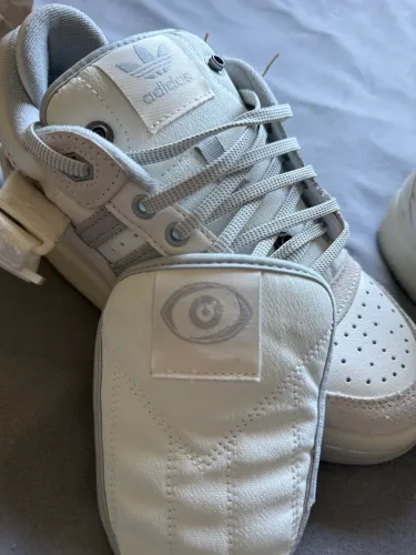 Tênis Bad Bunny x adidas Forum Buckle Low White