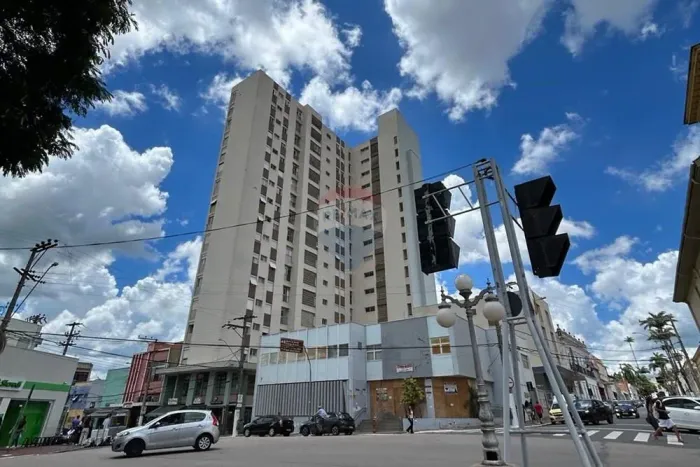 Apartamento Reformado com 136m² no Centro de Itu R$ 379.000
