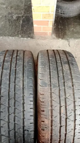 Pneu 245/70/16 Continental XLT 80 % Vida util