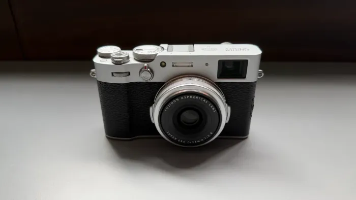 Fujifilm X100V Prata Seminova