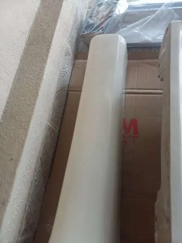 Pia grande para banheiro em ótimo estado .