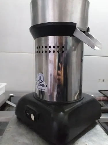 Espremedor de Laranja Industrial USADO