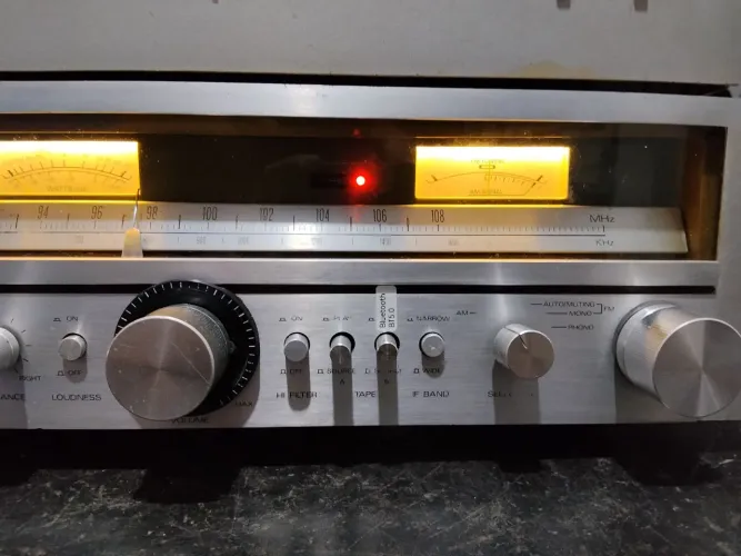 receiver CCE Sr 5050 mais toca disco Sharp 