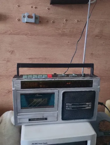 Rádio antigo