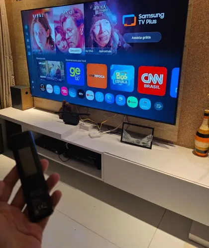 Vende-se smart tv Crystal 85 polegadas samsung UHD 4K
