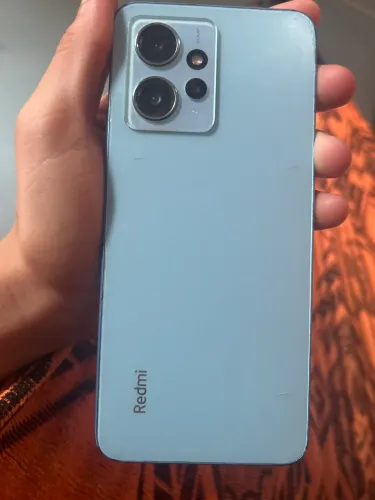 Celular à venda 