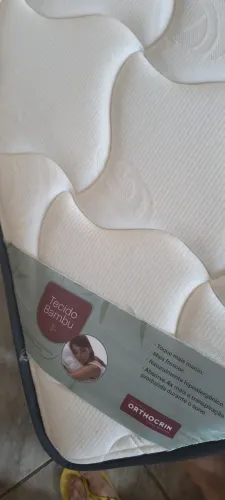 Colchão em perfeito estado.