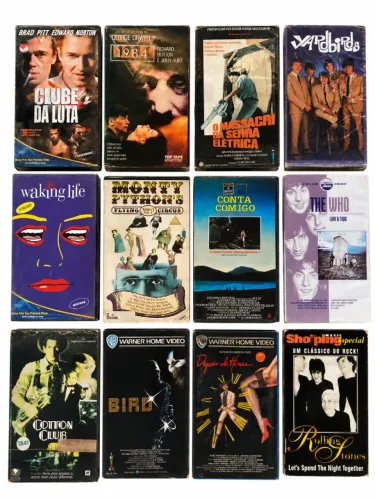 Lote Com 12 Fitas Vhs Originais Filmes Cult Clássicos E Rock MASSACRE SERRA ELÉTRICA E +