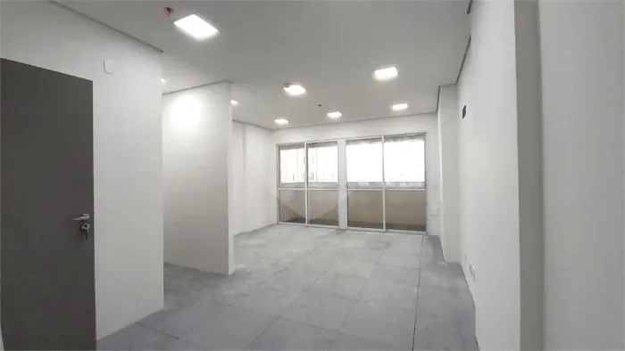 Salas para locação em Baeta neves - SP