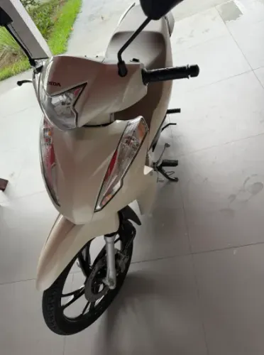 Honda Biz 125 EX