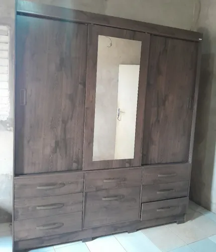 Vendo guarda roupa de casal