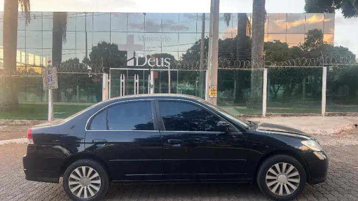 Honda Civic Sedan LX 1.7 16V 115cv Mec. 4P 2006