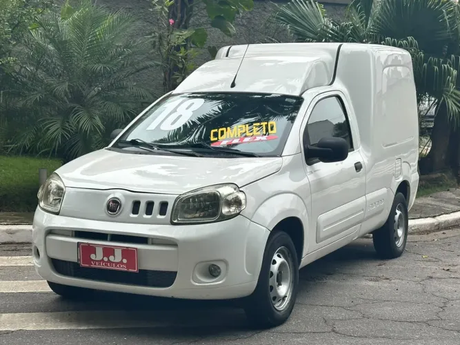 Fiat Fiorino Furgão Work. Hard 1.4 Flex 8V 2P 2018
