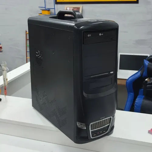 AMD FX6300 8GB / 128GB SSD / GTX 9500GT