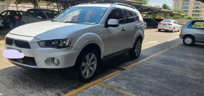 Mitsubishi Outlander 2.0 16V 160cv Aut. 2012