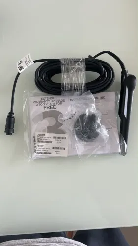 VENDO - TRANSDUTOR RAYMARINE CPT-100DVS - NOVO