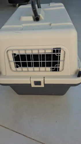 Caixa de Transporte Pet para Avião - Compatível com Padrão IATA
