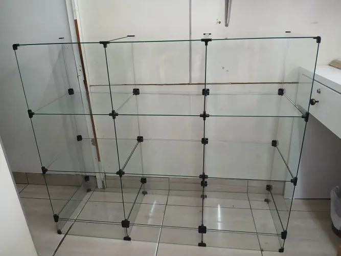 Balcão de vidro