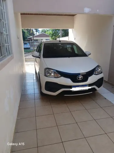 Toyota Etios X Plus Sedan 1.5 Flex 16V 4P Mec. 2020