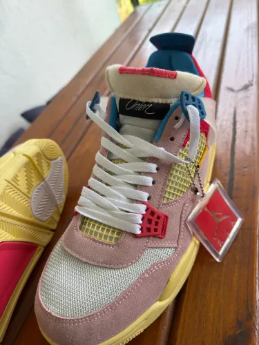Air jordan 4 Retro ?Union Guava Ice?