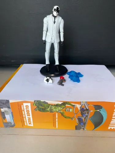 Fortnite Wold Card Black Suit McFarlane 