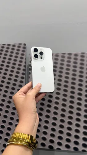 IPHONE 15 PRO BRANCO 512 GB SEMINOVO