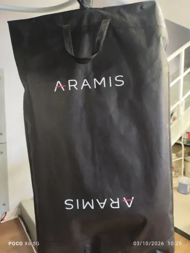 LINDO TERNO ARAMIS( aceito cartão)