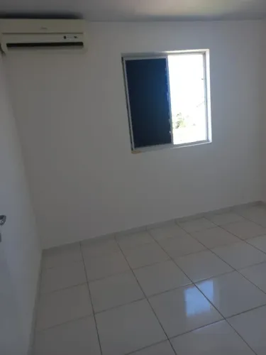 SN em parceria aluga apartamento
