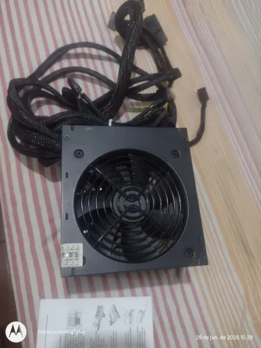 Fonte de Pc para Pc com uma rx580 ou parecida 