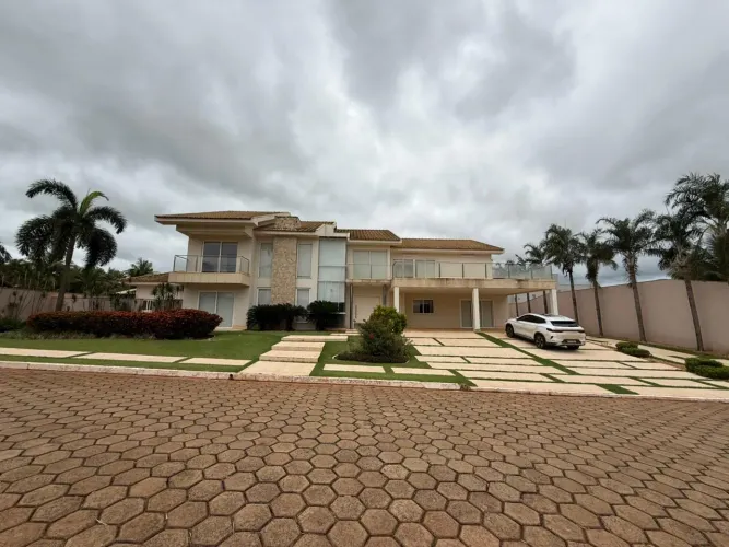 CASA EM CONDOMINIO PARANAPANEMA