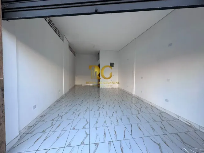 SALÃO COMERCIAL PARA LOCAÇÃO EM EXCELENTE PONTO COMERCIAL