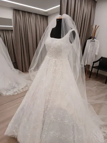 Vestido de noiva branco número 42