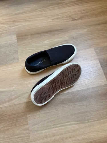 Tênis slip on 