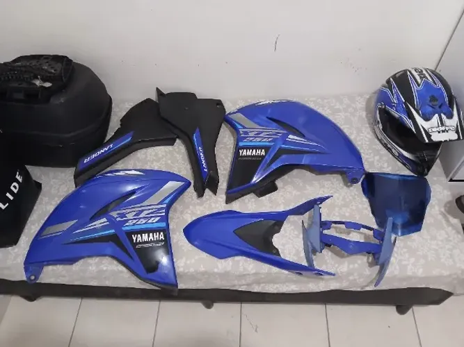 Kit carenagem lander 250 ano 2020