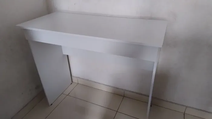 Mesa para Pc com cadeira de escritório