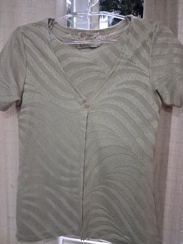 Lindo Conjunto blusa e cardigan P em excelente estado!!!