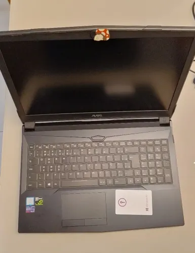 ? VENDO NOTEBOOK GAMER AVELL - ÓTIMA OPORTUNIDADE PARA RECUPERAÇÃO!