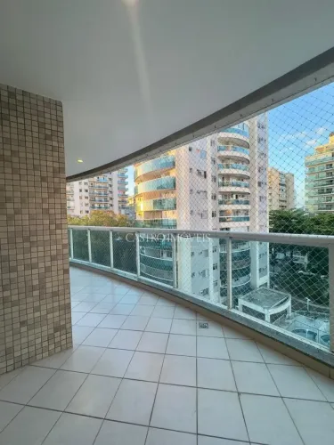 Apartamento de 3 quartos - 78m² - Condomínio Villa de Spanha - Rua aroazes - Barra Olímpic