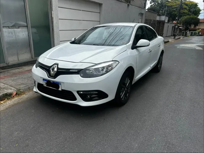 Renault Fluence Sed. Dynamique 2.0 16V Flex Aut. 2016
