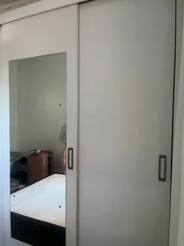 VENDO GUARDA-ROUPA