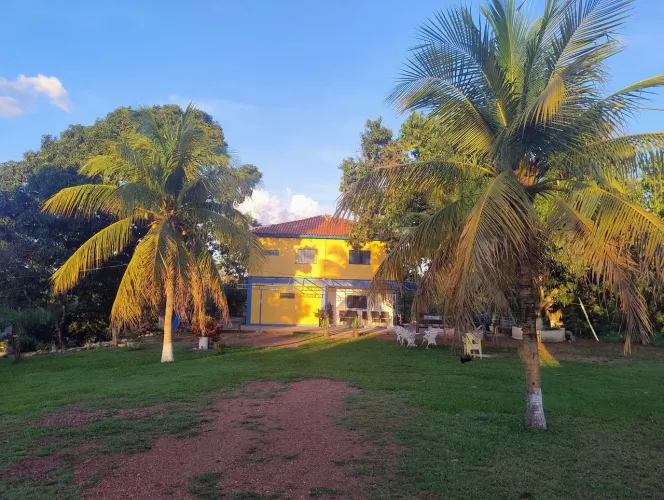 Casa sobrado em região de chácaras bem pertinho do centro de VG