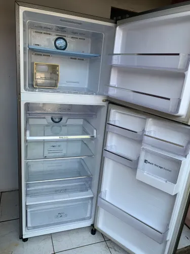 Geladeira Samsung com defeito 
