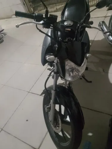 Moto Yamaha YBR 2024