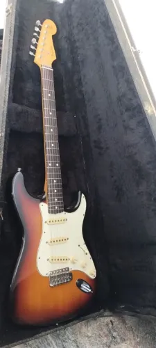 Guitarra Fender Japan stratocaster original