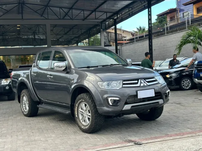 Mitsubishi L200 Triton HPE 3.2 CD TB Int.diesel MEC 2017